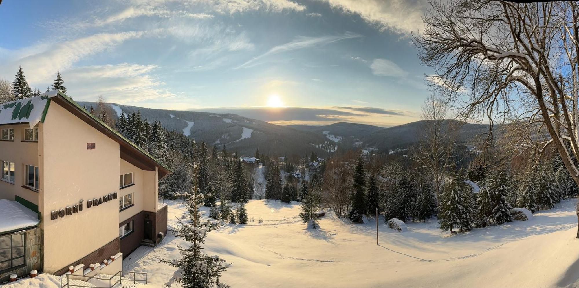 Hotel Horni Pramen Špindlerŭv Mlýn Extérieur photo