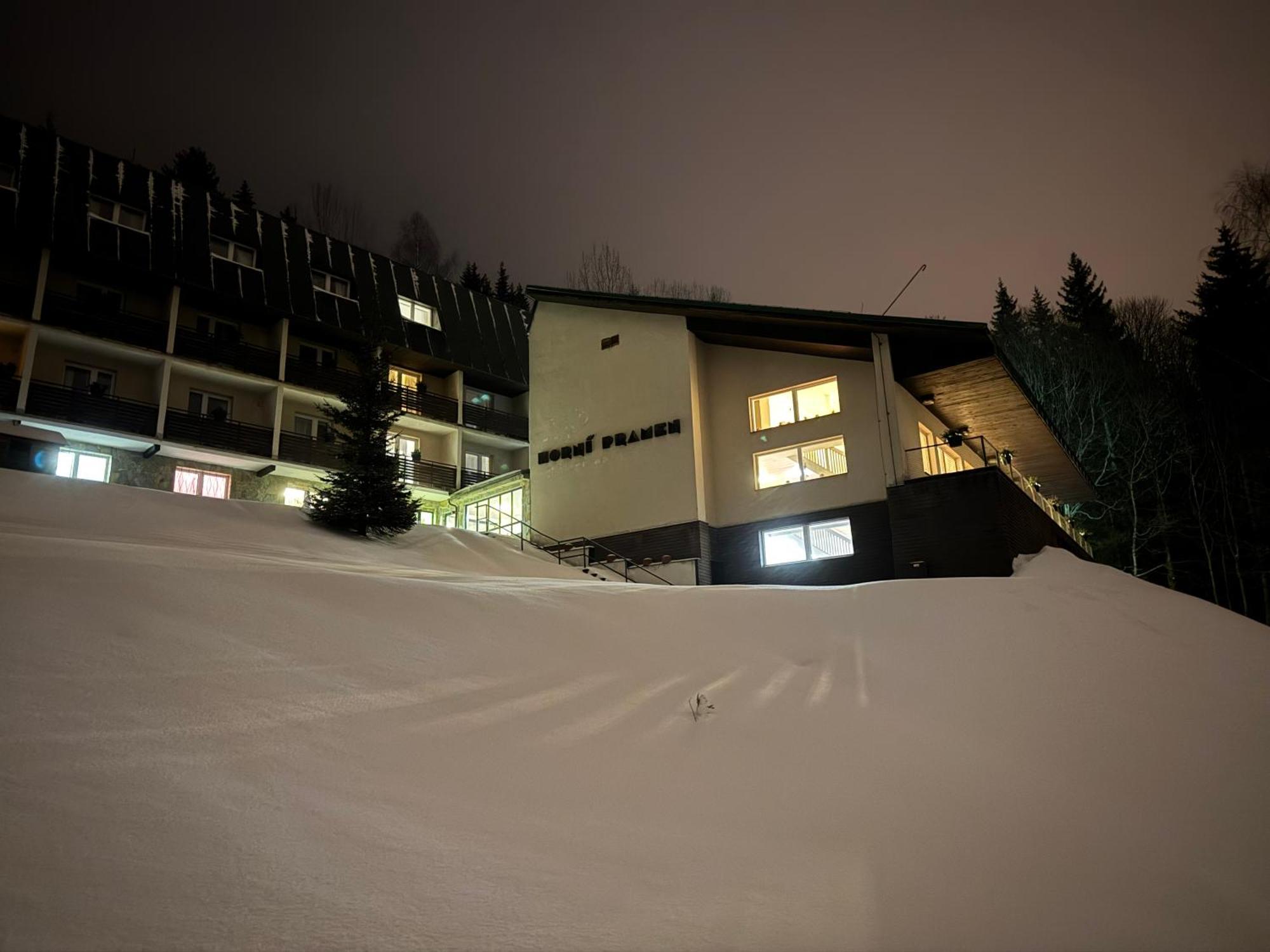 Hotel Horni Pramen Špindlerŭv Mlýn Extérieur photo